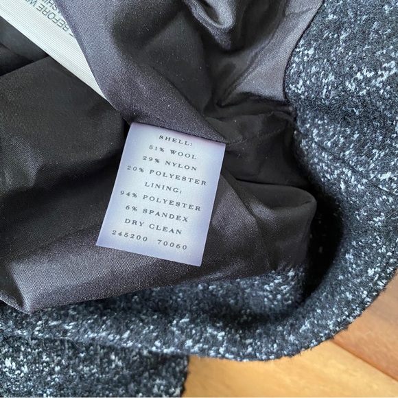 Ann Taylor size zip Pencil Skirt, size 12 - Picture 4 of 8